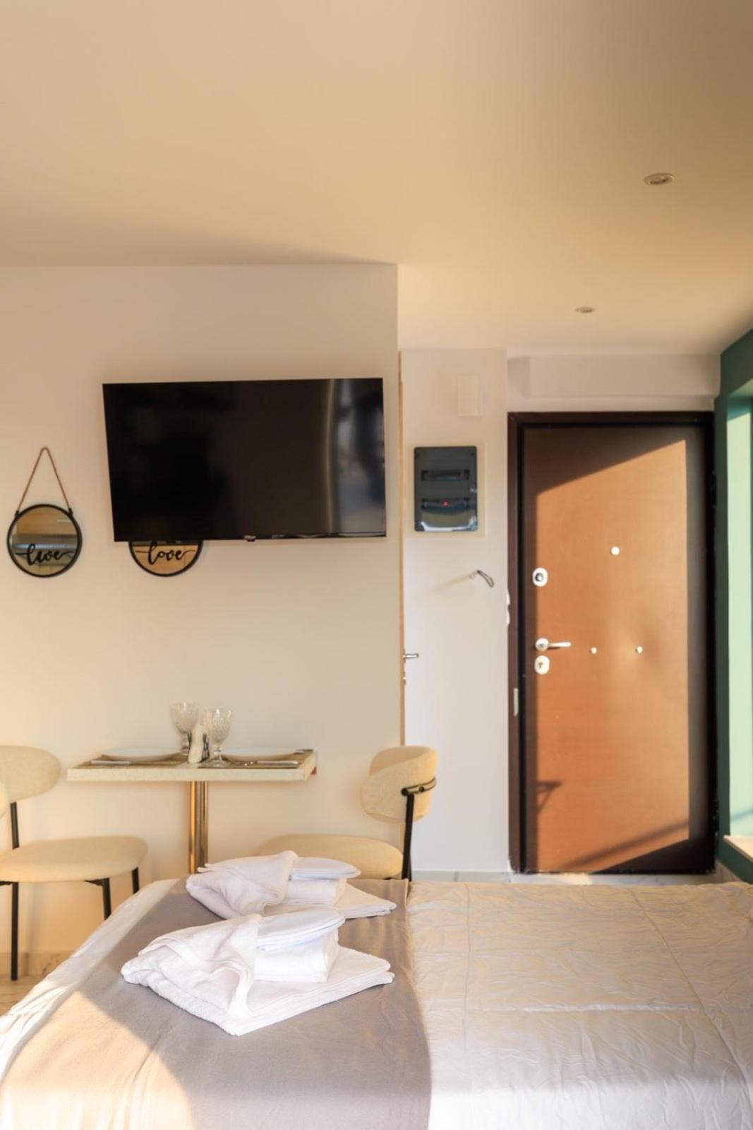 Appartement Aiolos Super Lux Jucuzzi Nea Smyrni Centre Athene