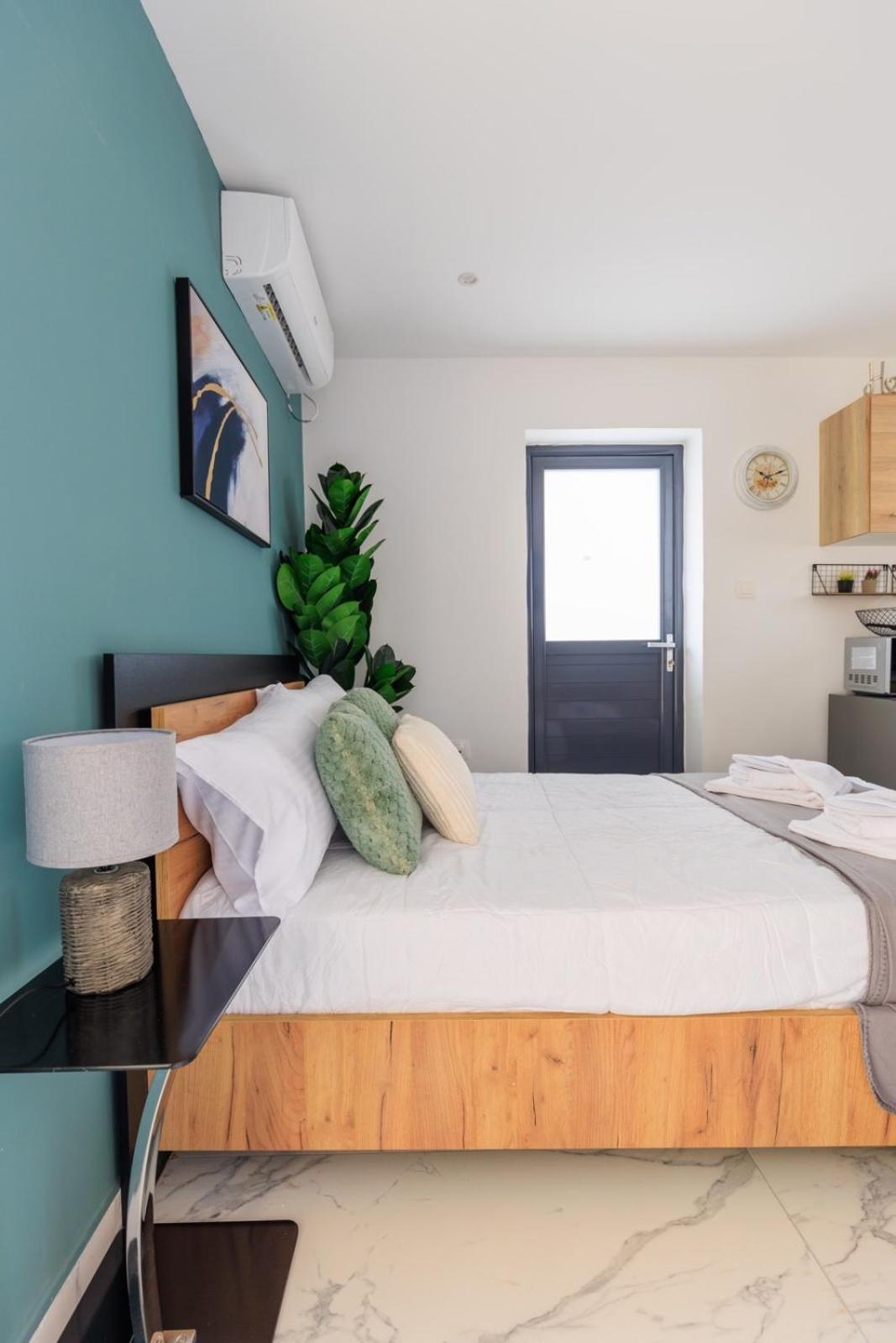 Aiolos Super Lux Jucuzzi Nea Smyrni Centre Apartment *